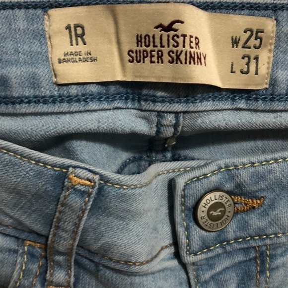 Hollister Women's Light Wash Super Skinny Jeans Size 1R W25 L31‎ - Picture 4 of 9